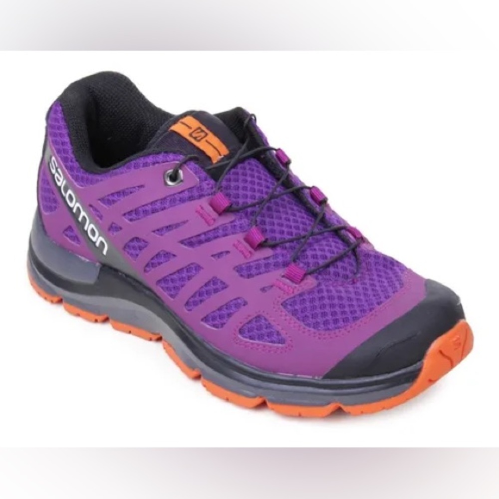 Salomon Synapse Trail Running Sneakers